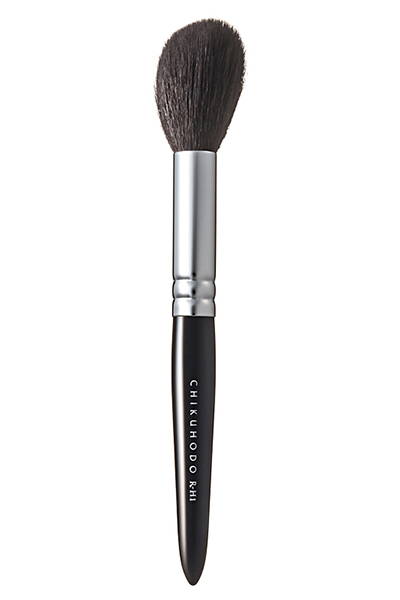 CHIKUHODO Hilight brush. Кисть для нанесения хайлайтера CHIKUHODO Hilight brush. Кисть для нанесения хайлайтера